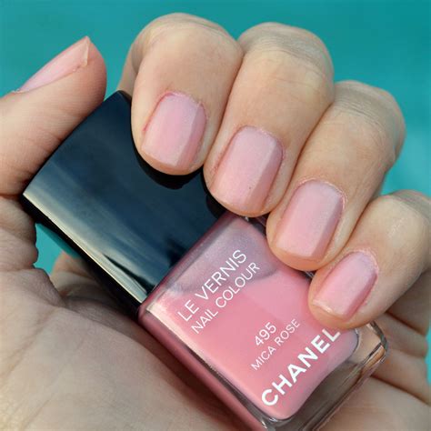 smalto chanel rosa|Nail Colours .